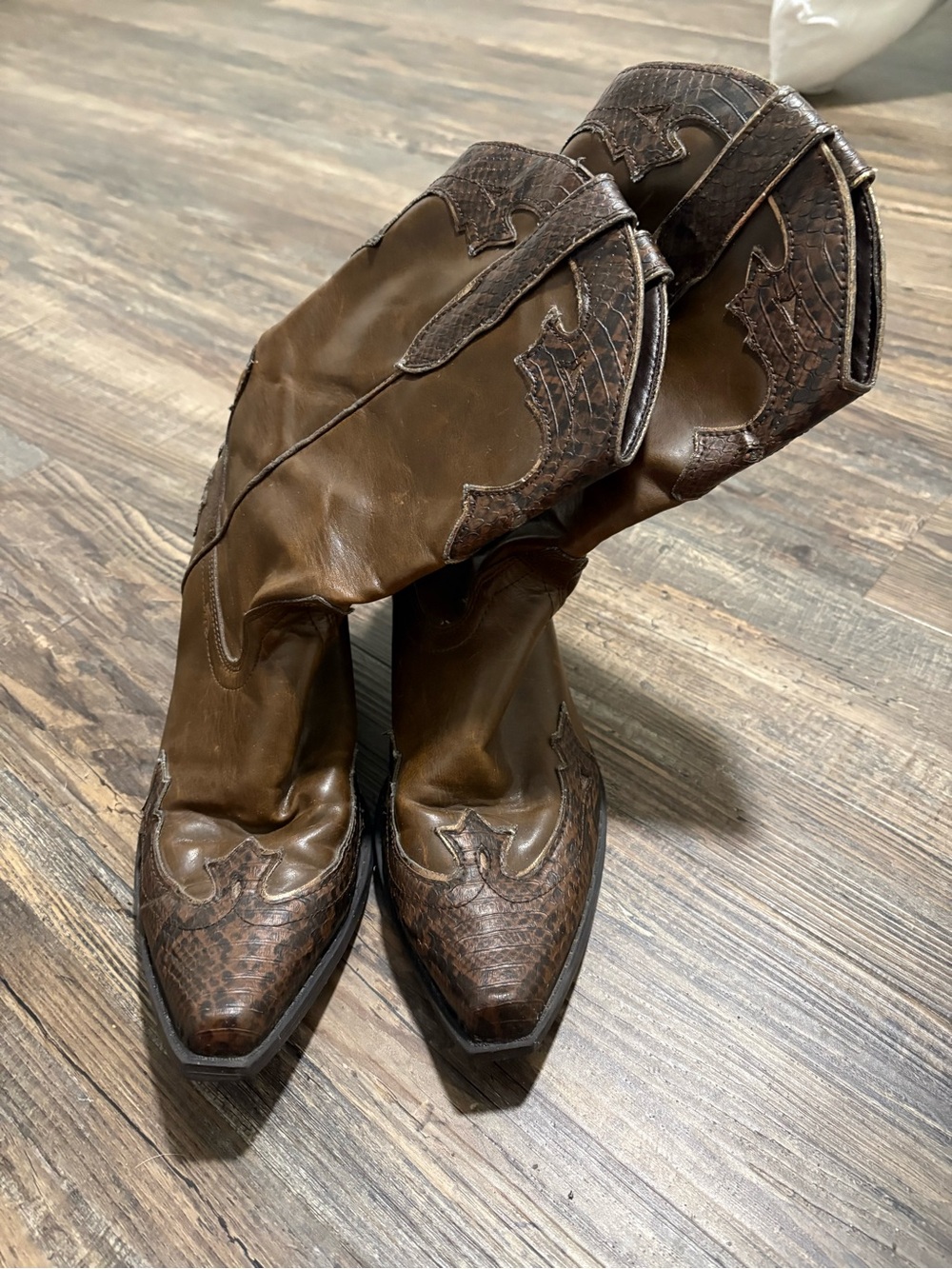 Charlotte Russe Women’s Western Cowboy Boots $50.00 Size 10” Long 3 3/8” Wide